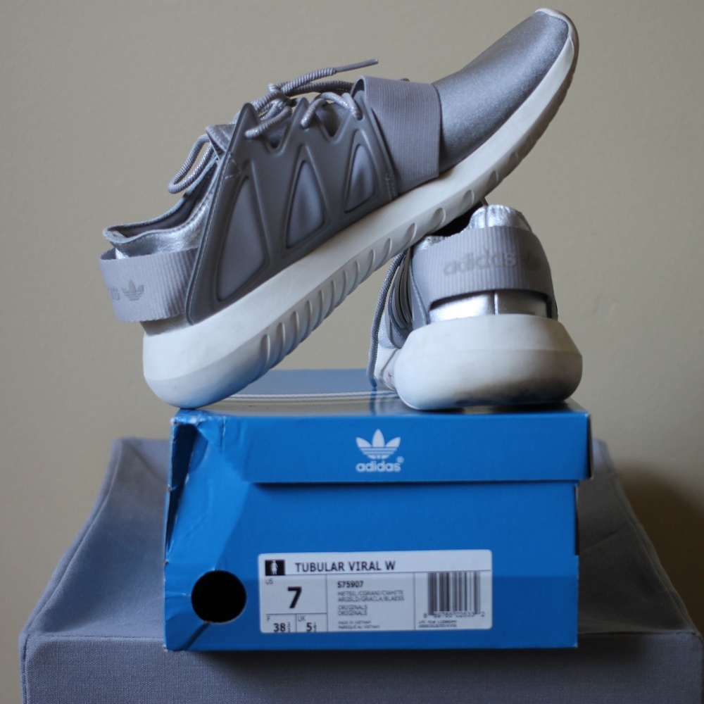 Adidas Tubular Viral